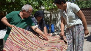 Helvacı kilimi kadınlara gelir olacak