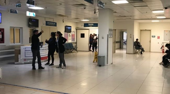 Hemşire şikayetçi oldu: Kapıya yaslayıp öptü