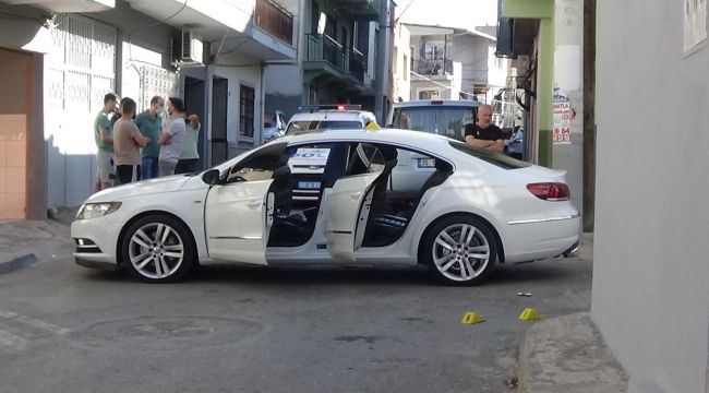 İzmir'de sokak ortasında infaz