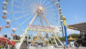 İzmirliler lunaparkı geri istiyor