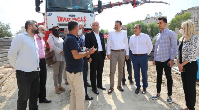 Karabağlar'a 30 okul müjdesi 