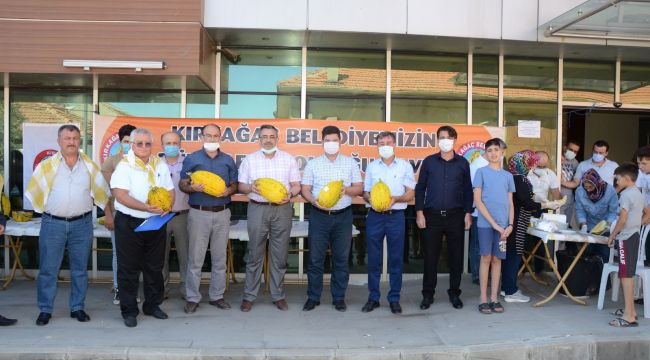 Kırkağaç'ın en güzel kavunu belli oldu