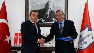 Konak ve Seyhan Belediyesi kardeş şehir oldu