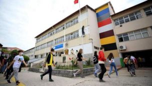 Koronalı ve temaslı öğrenci mazeretli sayılacak