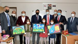 Mahkum çocukları için cezaevine ilkokul açıldı