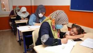 Okuma-yazma bilmeyen kadın kalmayacak