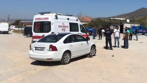 Otomobilin altında kalarak can verdi