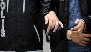 Sağlık çalışanları ve hastaların bilgilerini örgüte sızdırmış