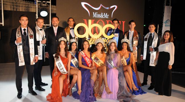 Sedimega podyuma çıktı