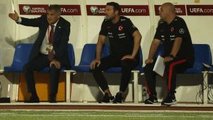 Şenol Güneş öfkelendi: Sesi tv'den duyuldu