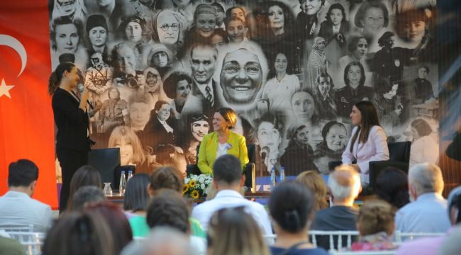  Siyaset de, Ekonomi de her bireyi ilgilendirir