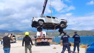 Urla'da yanan arabada hayatını kaybeden işadamının aileside aynı kaderi yaşamış