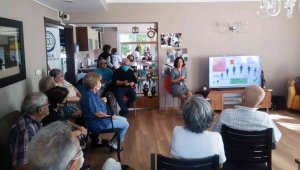 100 yaş evinde sağlıklı yaş alma eğitimleri başladı