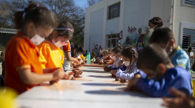 Alaçatı'da sanat rüzgarı