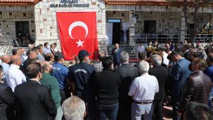 Aliağa eski belediye binası sağlık dağıtacak