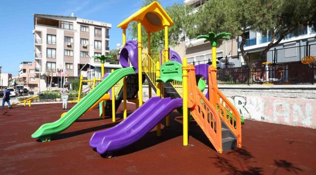 Bayraklı'da modern parklar artıyor