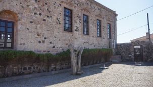 Bekir Coşkun Kütüphanesi binlerce kitapla doldu