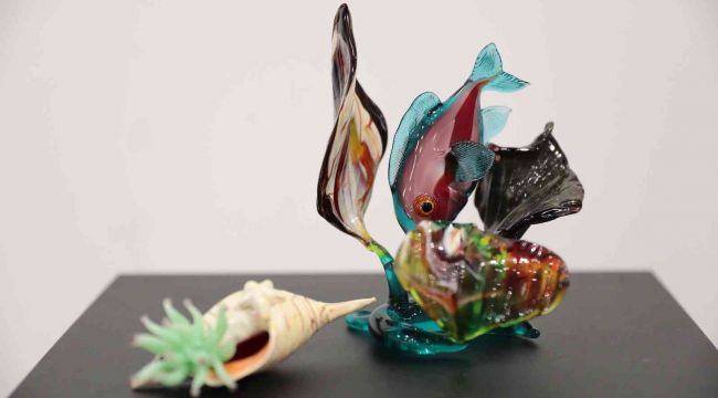 Cam giysilerin defilesi heyecanla bekleniyor