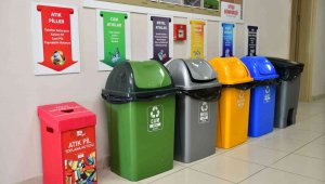 Çiğli atık pilleri topluyor