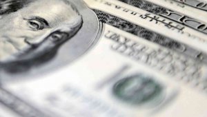Dolar'dan rekor üstüne rekor