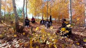 Dünyanın ikinci büyük kraterinde sonbahar güzelliği