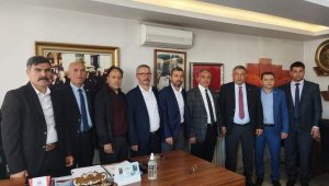 Eğilip bükülmeden sorunların takipçisi olacağız