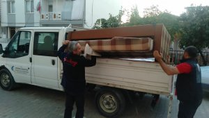 Evi yanan vatandaşa belediye ev tahsis etti