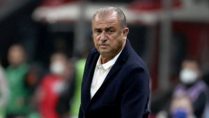 Fatih Terim, ikinci yarıdaki oyundan memnun değil