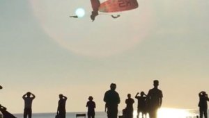 Fethiye'de paraşütler havada çarpıştı: 3 yaralı