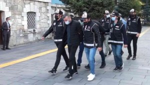 Genç avukatın dolandırıcılık çetesi