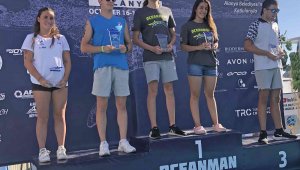 Genç yüzücüden Oceanman'de çifte madalya