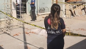 İnşaattan beton zemine düşen adam hayatını kaybetti