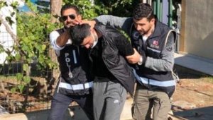 İş adamları şebekesinin kilit ismi İzmir'de yakalandı