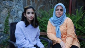 İzmir'de enkazdan çıkarılan anne-kız o günü anlattı