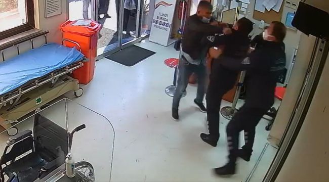 İzmir'de bir hasta, görevlilere böyle saldırdı