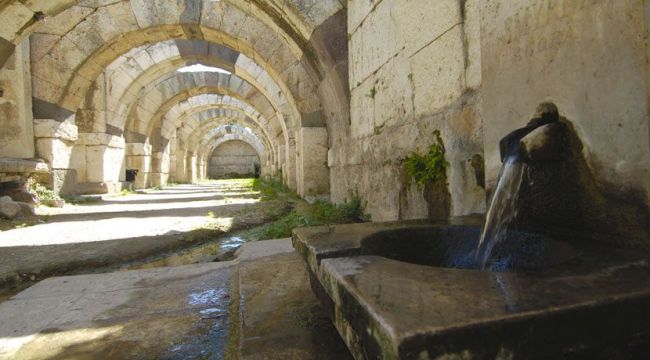 İzmir'in 2500 yıllık deprem kayıtları bulundu