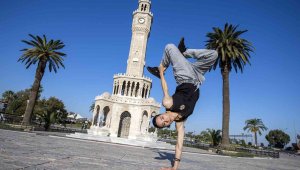 İzmir'in 'Dance City Guide' rehberi yayında