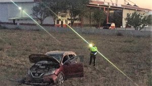 Kadın sürücü otomobille tarlaya uçtu: 3 yaralı