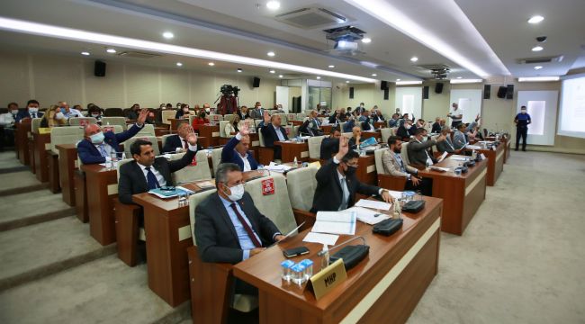 Karabağlar Belediyesi'nin 2022 bütçesi kabul edildi