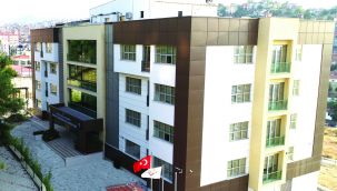 Karabağlar'daki örnek yurtta örnek indirim