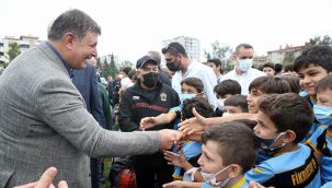 Karşıyaka Belediyesi'nden amatör spor kulüplerine destek