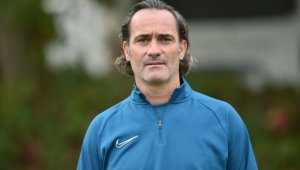 Karşıyaka, Cüneyt Biçer ile yolları ayırdı