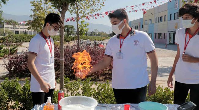 KOSBİ Zülfü Mevlüt Çelik Meslek Lisesi'nden Bilim Şenliği