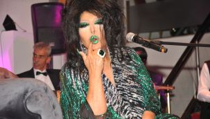 Kuşadası'na 'Maksim' çok yakıştı