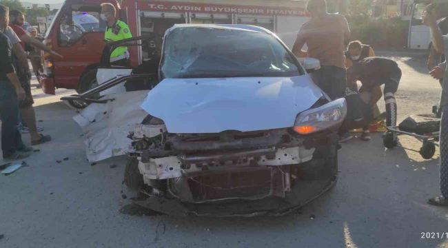 Kuşadası'nda trafik kazası: Biri yaya, 4 yaralı