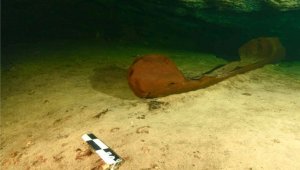 Mayalara ait bin yıldan eski bir kano bulundu