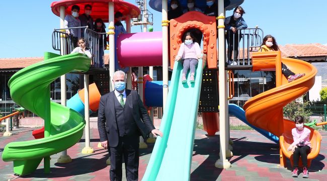 Menemen'in parkları yenileniyor