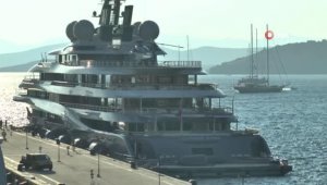 Milyon dolarlık yatlar ardı ardına Bodrum'a yanaştı