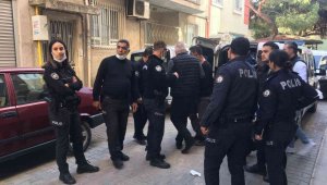 Montu ile gizlediği kelepçeyle kaçtı