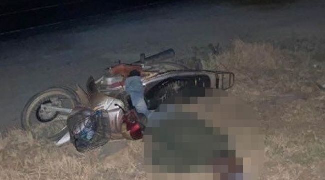 Motosikletle drenaj çukuruna girince hayatını kaybetti